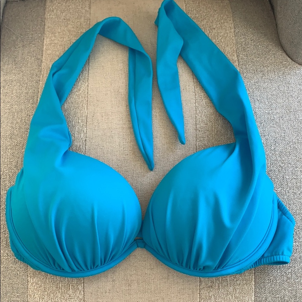 VENUS bikini top